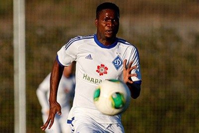 Пометил территорию: экс-динамовец "помочился" на поле после забитого гола