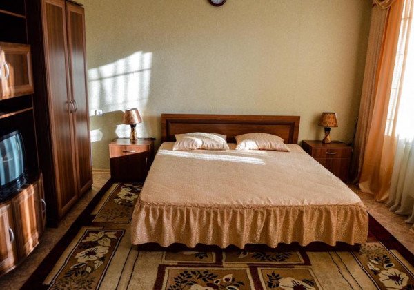 "Я хуже квартиру снимала в Киеве": в сети показали роскошные условия VIP-тюрьмы Зайцевой