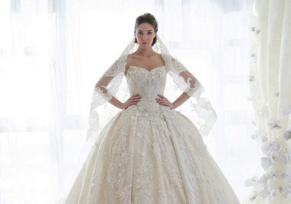 Модные свадебные платья: в чем играть свадьбу, пока високосный год не пришел