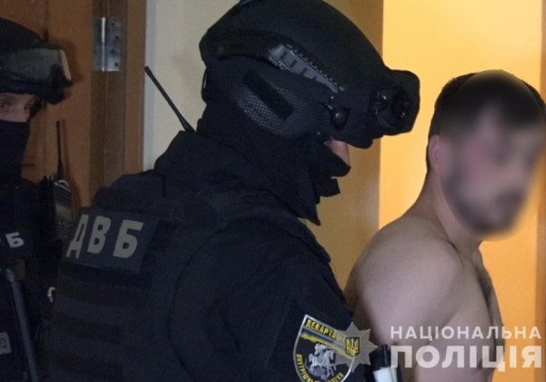 Даже у Балоги: на Закарпатье провели масштабную спецоперацию с обыском и задержанием