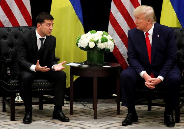 Белый дом обнародовал стенограмму первого разговора Трампа и Зеленского