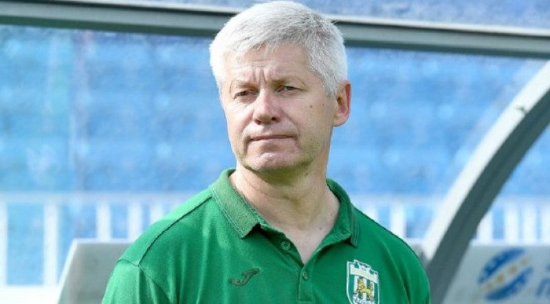 "Экс-тренера Карпат Чижевского выкинули из клуба, как ненужную вещь" - источник