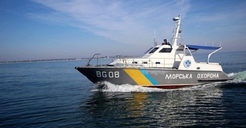 У Чорноморську російський дрон атакував судно морської охорони, його збили