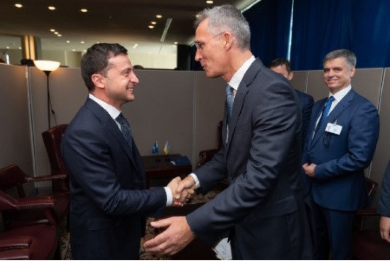 В США Зеленский пригласил генсека НАТО в Украину