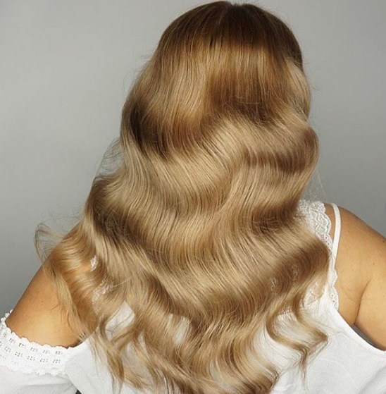 Карамельный блонд - самый модный цвет волос 2019