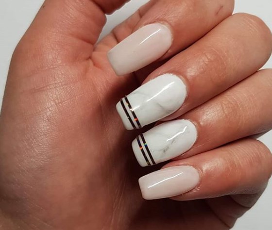 Мраморный маникюр 2019