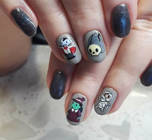 Модный маникюр Хэллоуин 2019