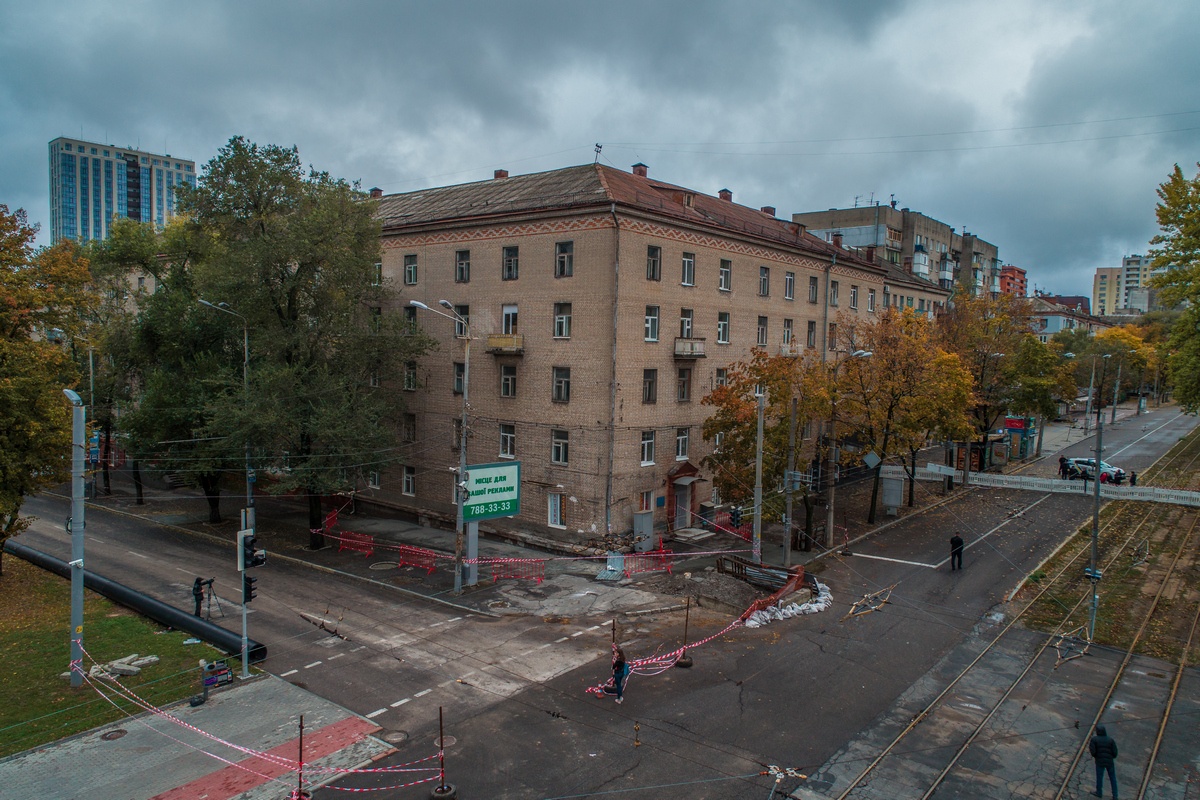 В Днепре треснуло общежитие