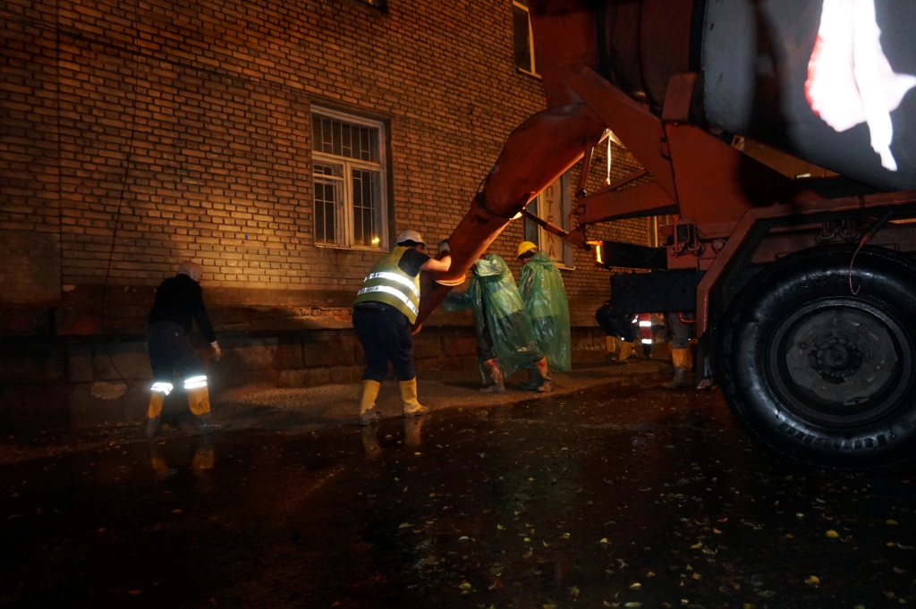 В Днепре треснуло общежитие