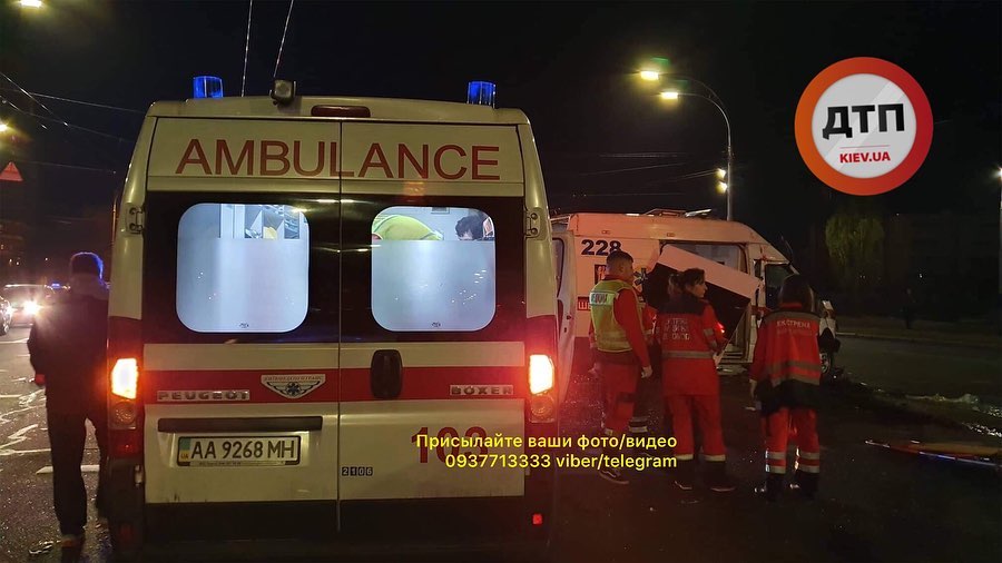 ДТП со скорой в Киеве