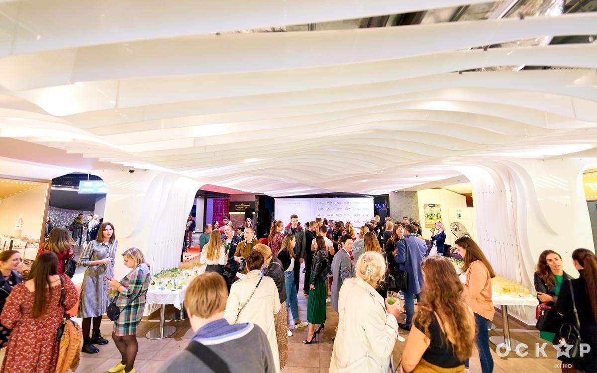 Гала-премьера фильма "Дождливый день в Нью-Йорке"