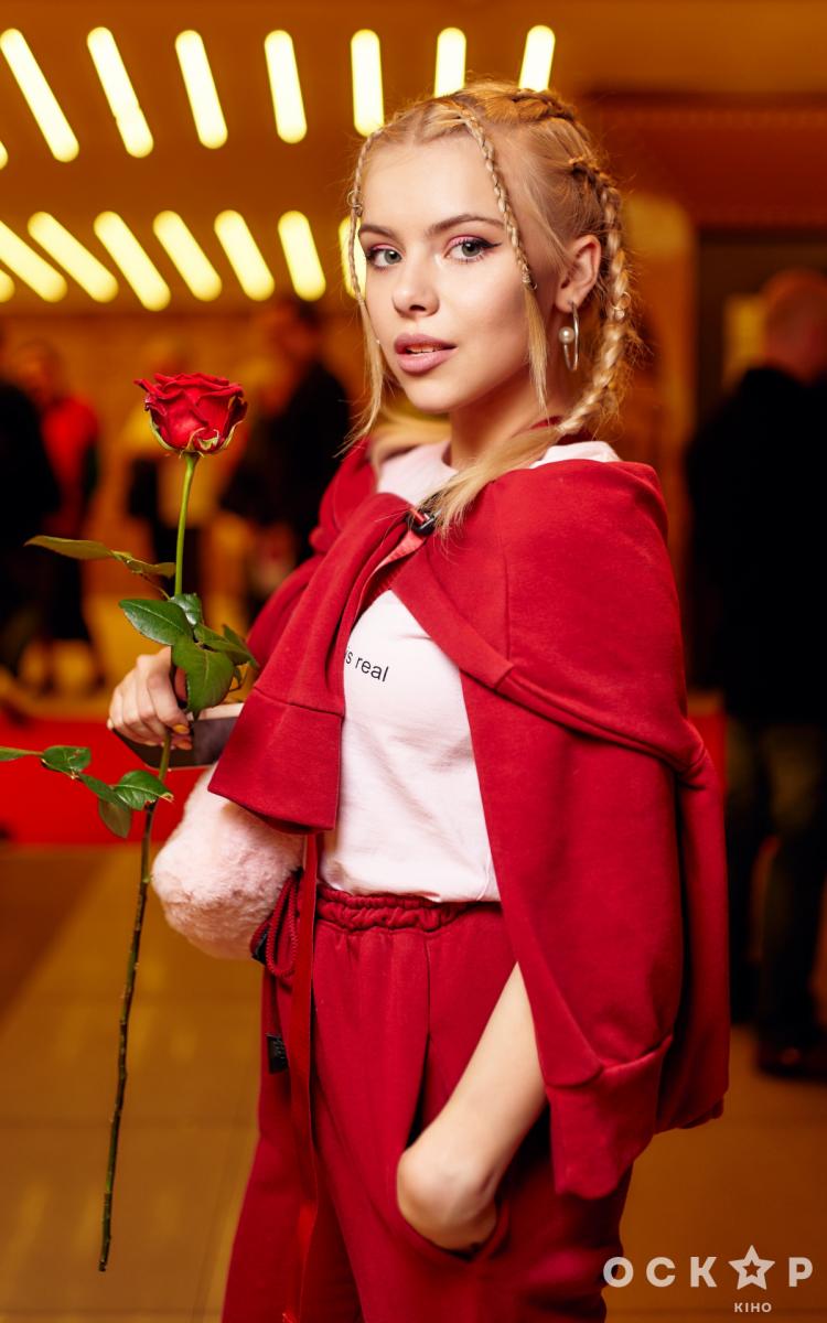 Гала-премьера фильма "Дождливый день в Нью-Йорке"