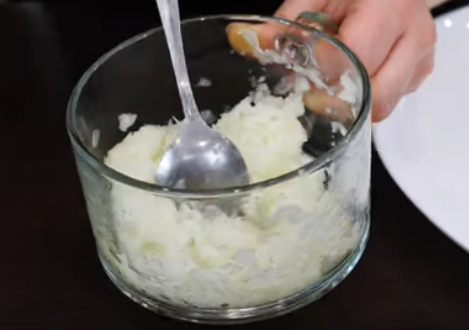 Салат мимоза по-новому легко приготовить дома