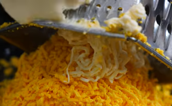 Салат мимоза по-новому легко приготовить дома