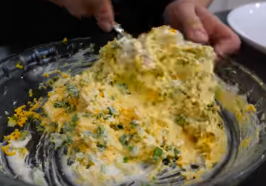 Салат мимоза по-новому легко приготовить дома