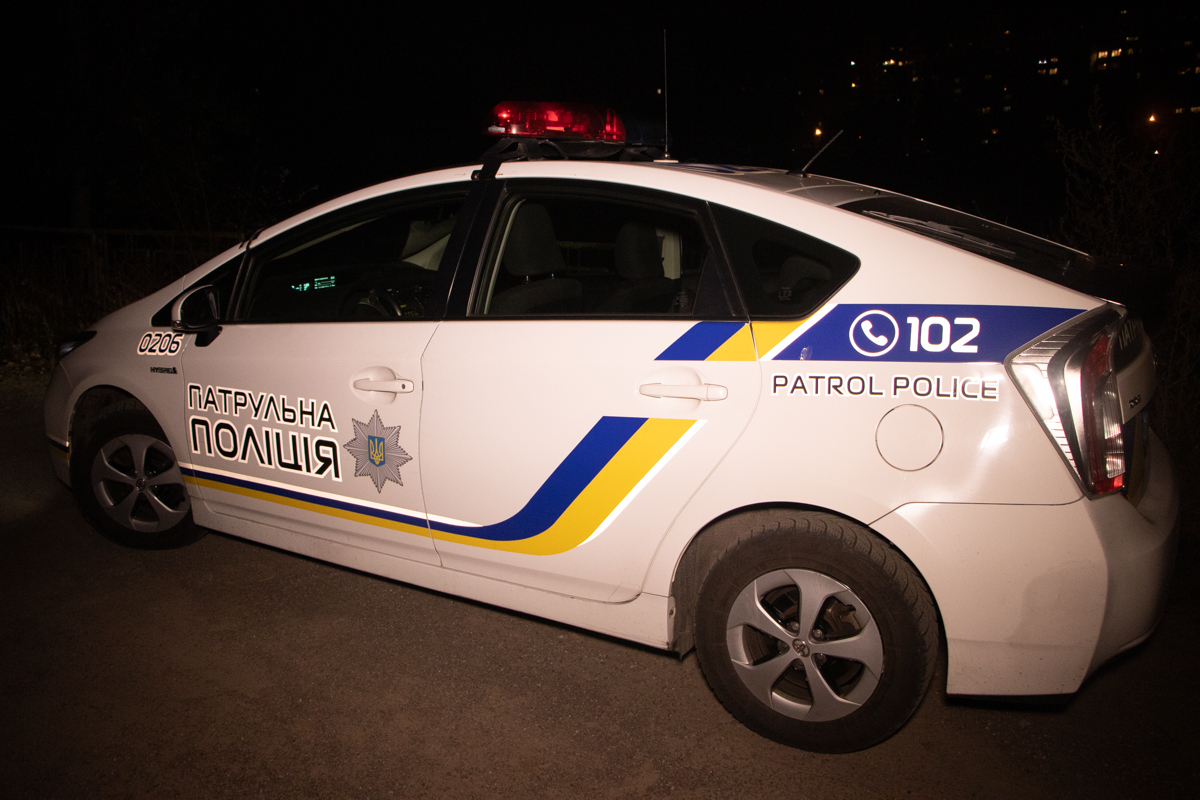 В Киеве нашли труп мужчины В Киеве нашли труп мужчины