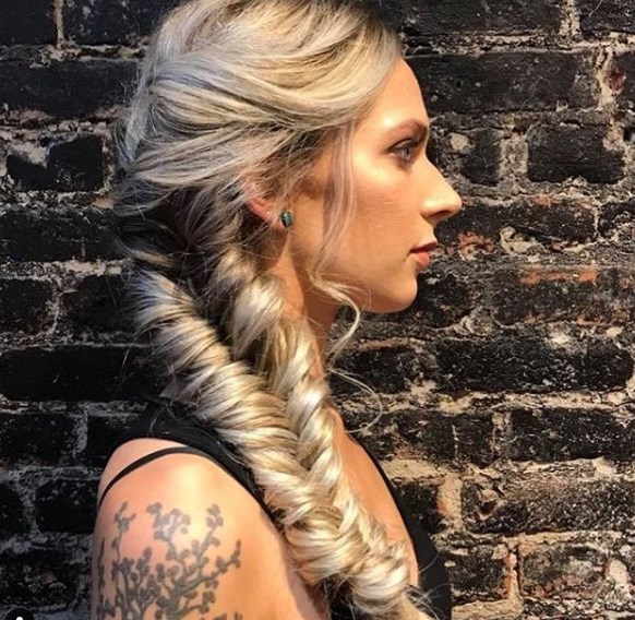 Модная коса в стиле бохо