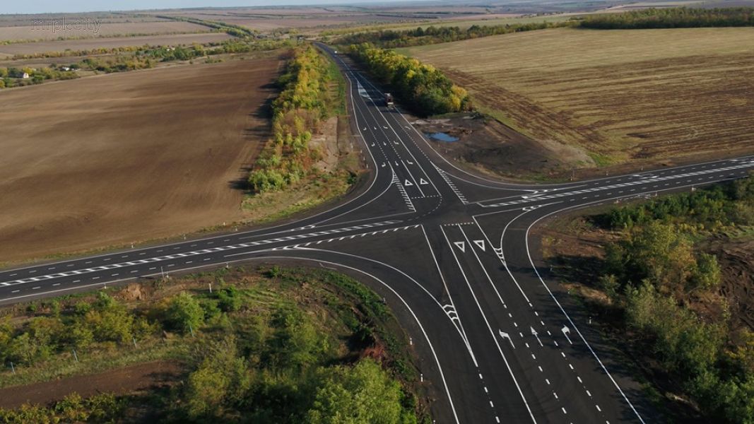 Отремонтированная трасса Запорожье-Мариуполь стала рекордом Украины