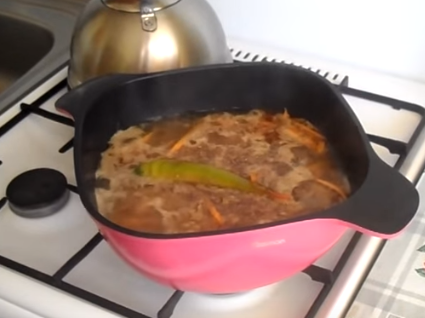 Плов по-узбекски готовится немного более часа