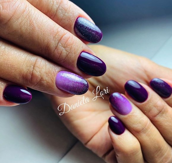 Модный фиолетовый маникюр