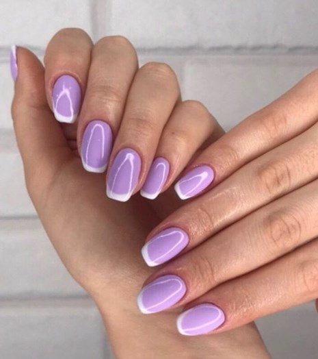 Модный фиолетовый маникюр