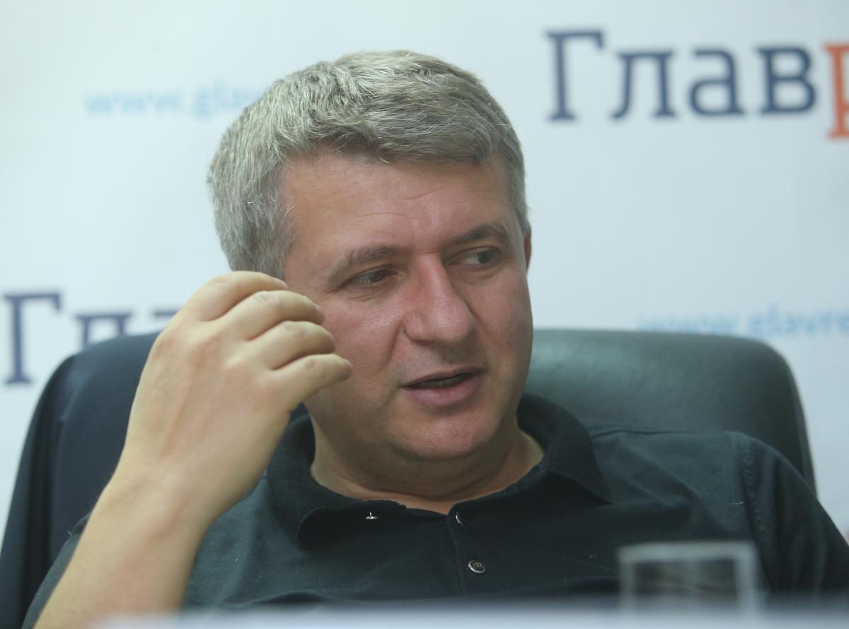 Юрий Романенко