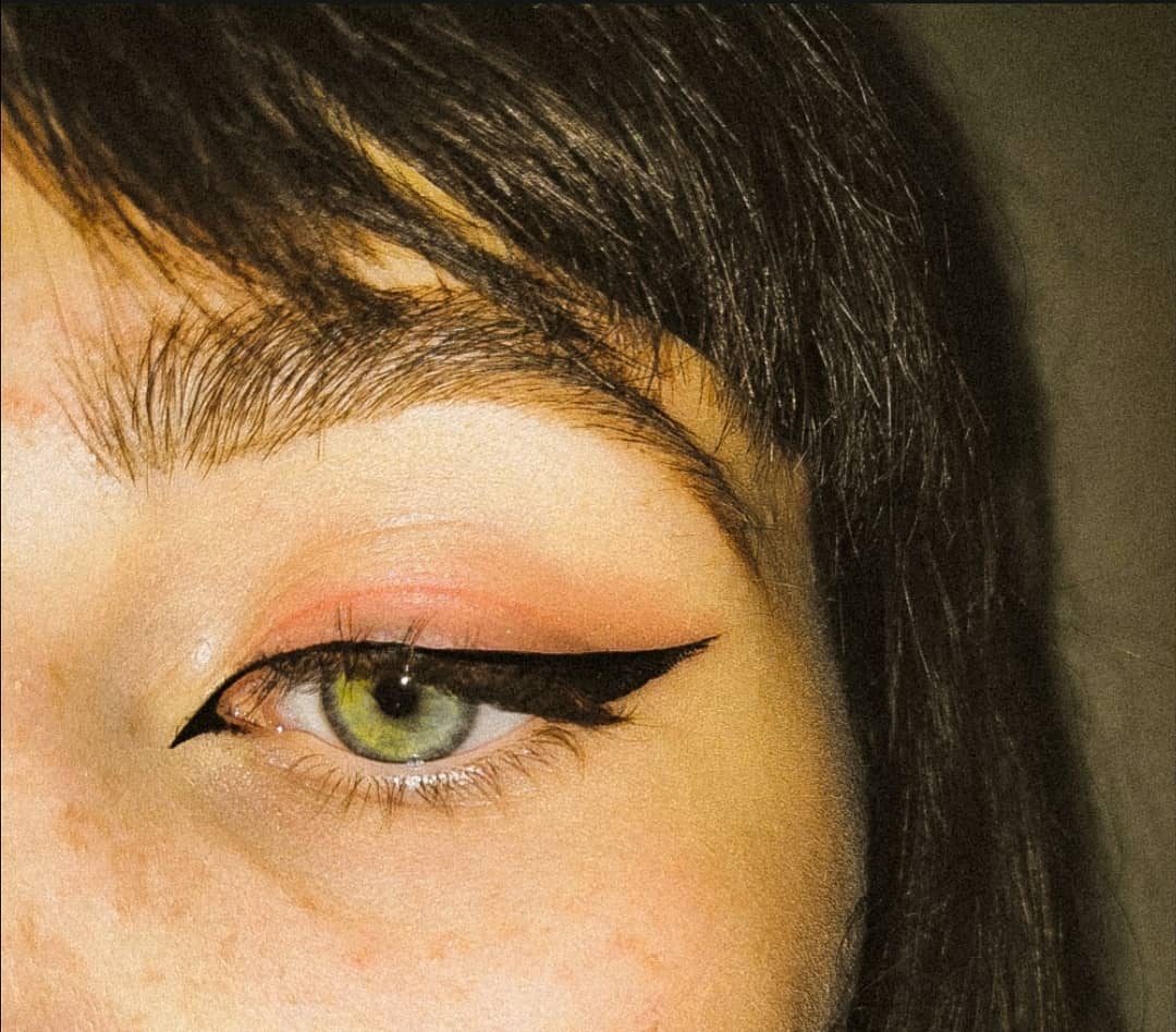 Красивые стрелки дополнят любой образ