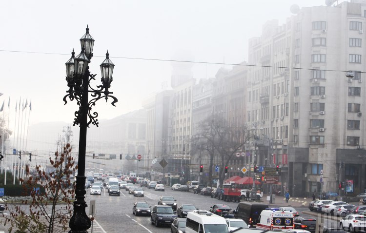 В Сети похвастались красочными фото туманного Киева