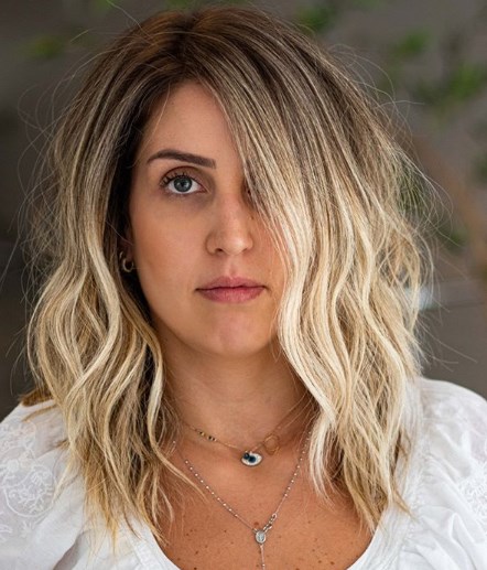 Модные женские стрижки на средние волосы