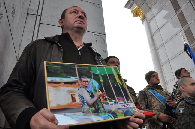 С Виктором Дегтяревым простились на Майдане