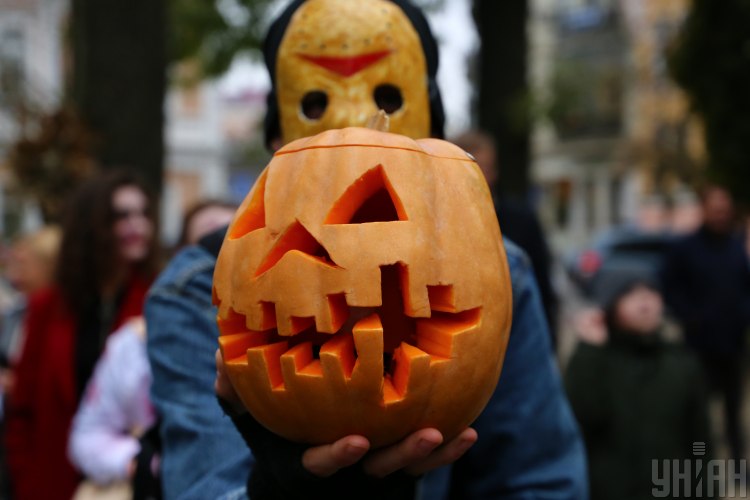 Парад зомби в Киеве
