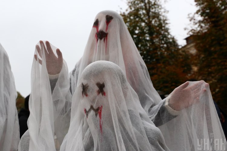 Парад зомби в Киеве