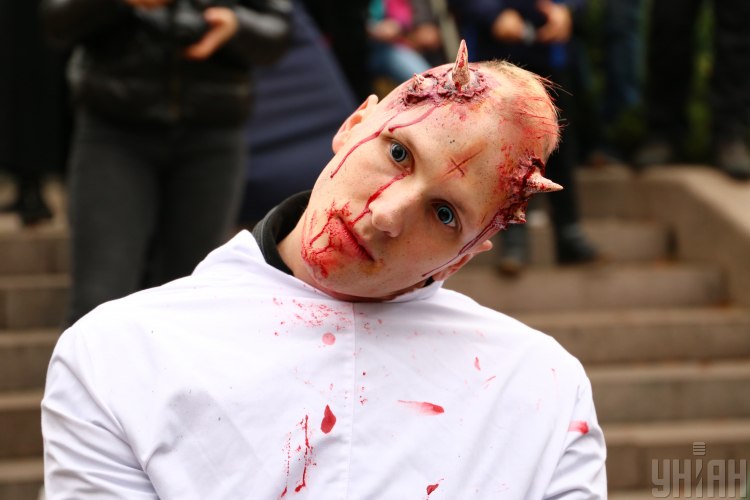 Парад зомби в Киеве