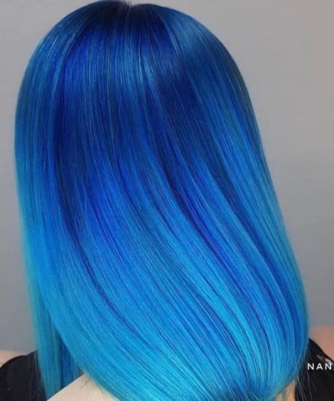 Модные синие волосы