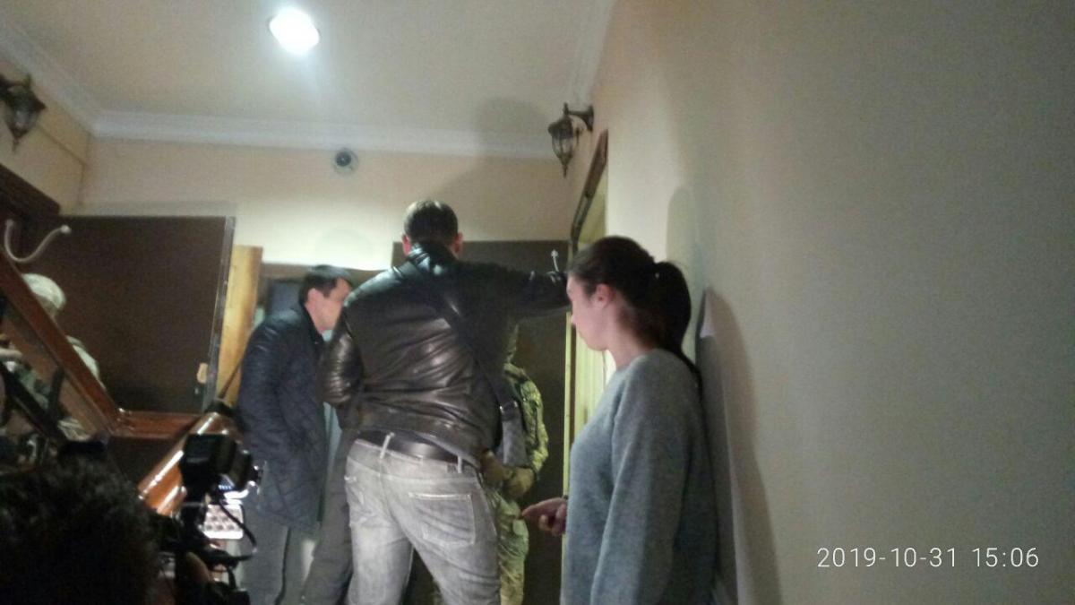 Обыск в офисе Дениса Комарницкого Обыск в офисе Дениса Комарницкого