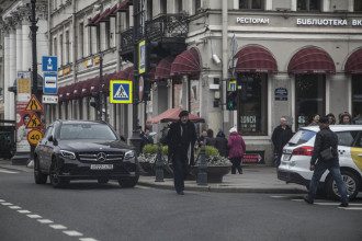Михаил Боярский выкинул скандальный фортель Михаил Боярский выкинул скандальный фортель
