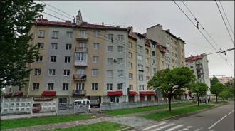 Самоубийцу нашли повешенным на балконе / Фото: Zaxid.net Самоубийцу нашли повешенным на балконе / Фото: Zaxid.net