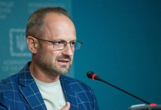 Роман Бессмертный