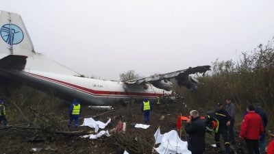 Крушение самолета АН-12: врач рассказал о состоянии пострадавших