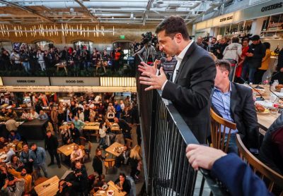 "Украина - свободная страна": Зеленский дал отлуп требовавшему запретить "гей-пропаганду Сороса" - видео