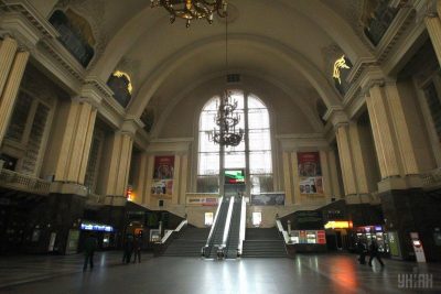 Центральный зал вокзала "Киев-Пассажирский" / УНИАН