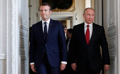 Путин отчитался Макрону о передаче Украине задержанных кораблей