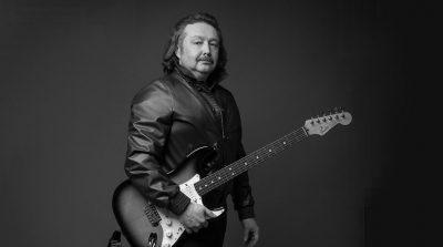 Умер участник Песняров Олег Молчан