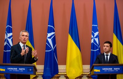 Йенс Столтенберг и Владимир Зеленский