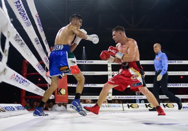 "Носатый придурок, го*но, надеру задницу": Беринчик вызвал на бой американских боксеров