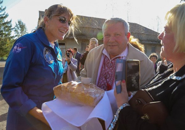 "Кадры апокалипсиса в укроселах": знаменитая астронавтка NASA Стефанишин-Пайпер посетила Украину