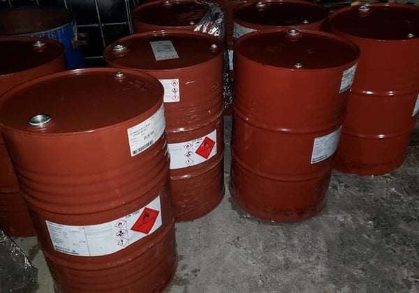 Взрыв на химическом заводе под Ровно: люди жалуются на жуткую вонь