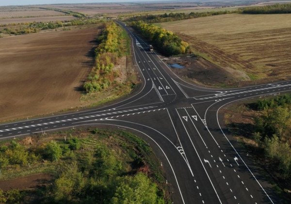 Отремонтированная трасса Запорожье-Мариуполь стала рекордом Украины