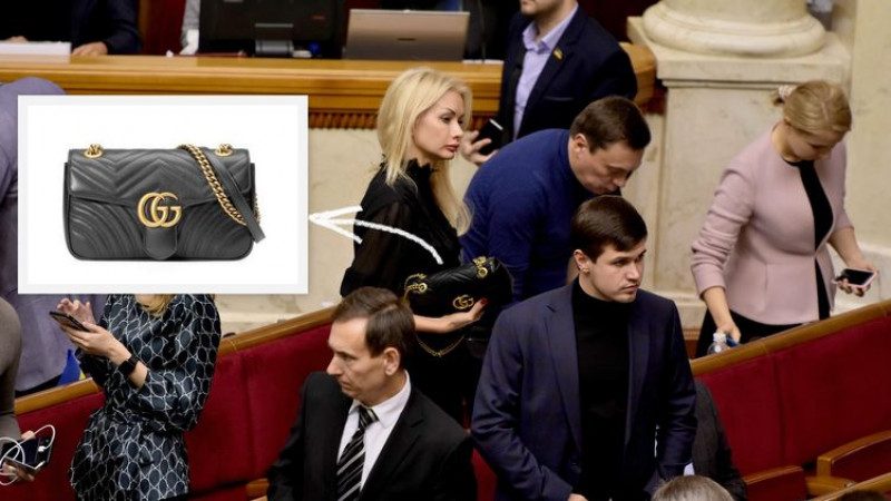 Детутат от Слуги народа выгуляла в Раде сумку Gucci ценой в зарплату