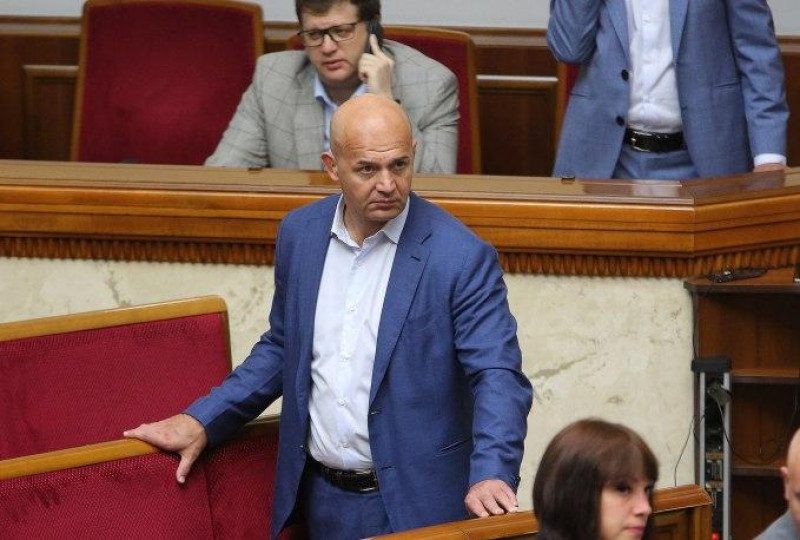 Игоря Кононенко не выпускают из Борисполя за границу - Лещенко
